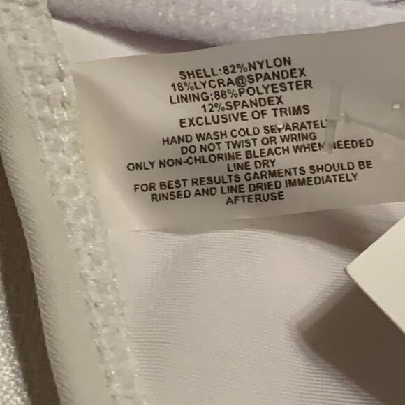 Paradise City Size Large bikini top only mix & match with your current wardrobe - Picture 6 of 8